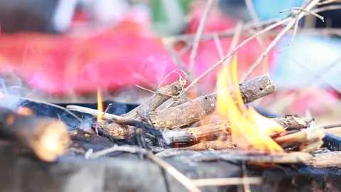 Camp fire Stock-Footage 129727190