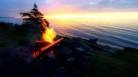 Camp Fire at Great Lakes Видео 51794571