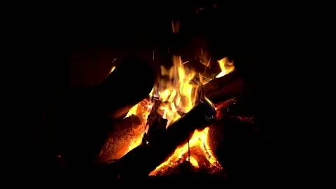Camp fire at night slow motion v2 Stock-Footage 144297252