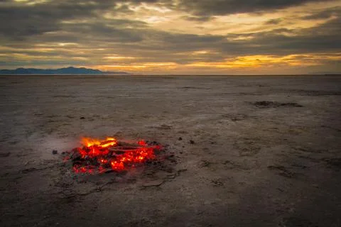 Camp Fire on Sand Stock-Fotos