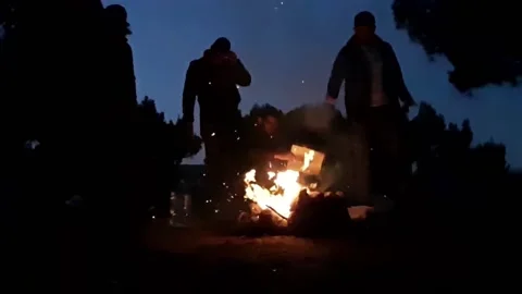 Camp fire slow motion Stock-Footage 195277978