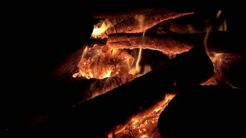 Camp fire super slow motion v1 Stock-Footage 144297283