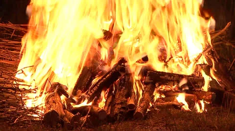 Campfire 01 Stock-Footage 22724384