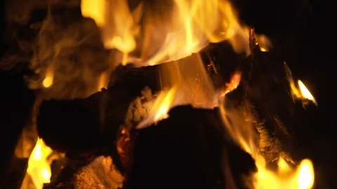 Campfire burning at night, blur, abstract 動画素材 89242843