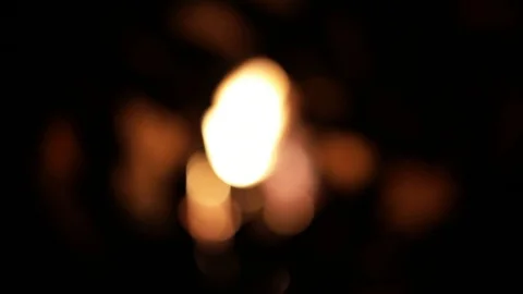 Campfire camp fire summer burning fire. Burning at Night.  Blured lights of burn Video stock 85866310