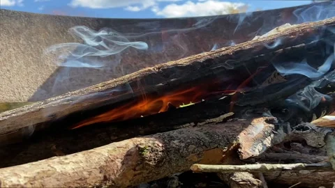 Campfire 動画素材 144947160