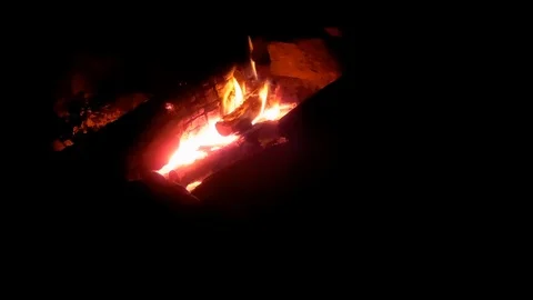 Campfire at night 스톡 동영상 108509988
