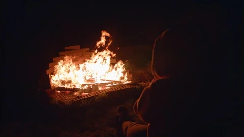 Campfire in slow motion Stock Footage 152527953