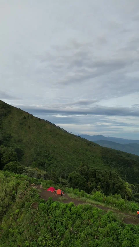 Camping the peak of mountain Video stock 296516124