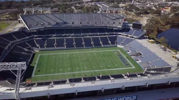 Camping World 1 Video stock 86135390