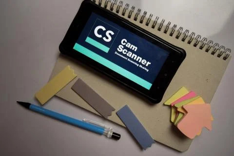 CamScanner - Phone PDF Creator dev app on Smartphone screen. Stock-Fotos