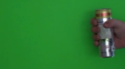 Can crushing green screen Stock Footage 8547658