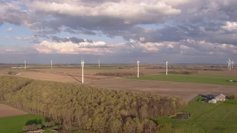 Canadian Windmills - Drone Vídeo Stock 79045467