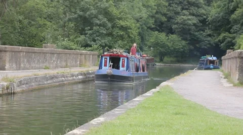 Canal boat 1 Video stock 7760761