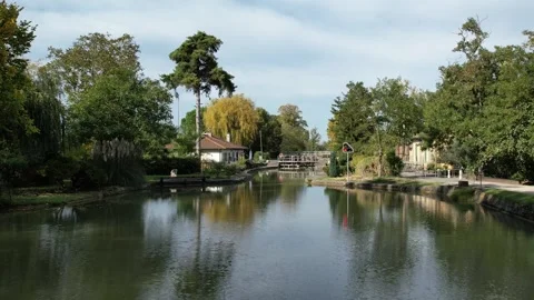 Canal du midi Stock Footage 305260100