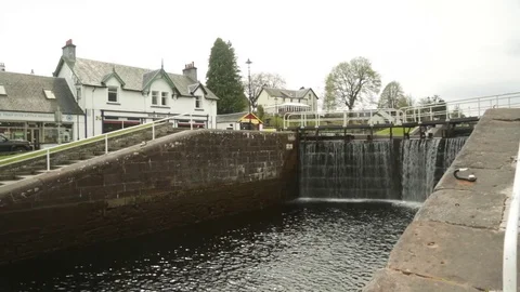 Canal wall at Loch Ness 動画素材 72672135