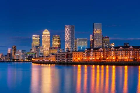 Canary Wharf and Rotherhithe at sunset, Docklands, London, England, United Stock Photos