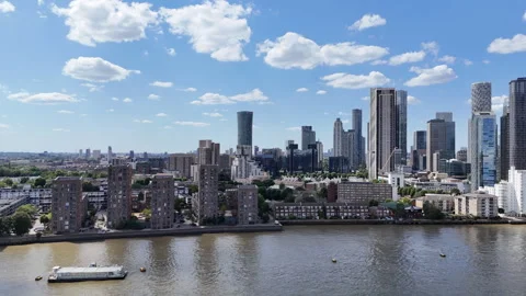Canary Wharf Panorama Stock Footage 341317042