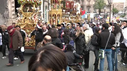 Candelore, pedestrians. Stock Footage 10730840