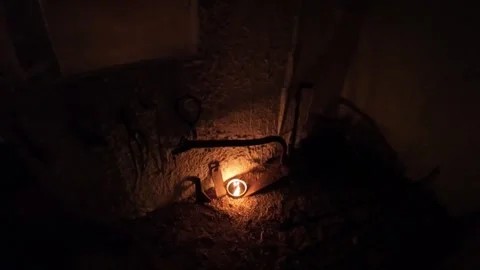 Candle burning in the dark in slow motion Vidéo 296584594