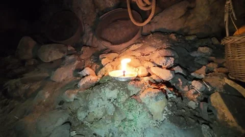 Candle burning in the dark in slow motion Vídeo Stock 297564865