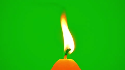 Candle burning on fire flame slow motion on green screen background Vídeos de archivo 227940445