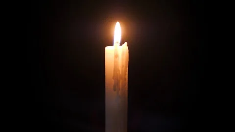Candle Close Video stock 100032519