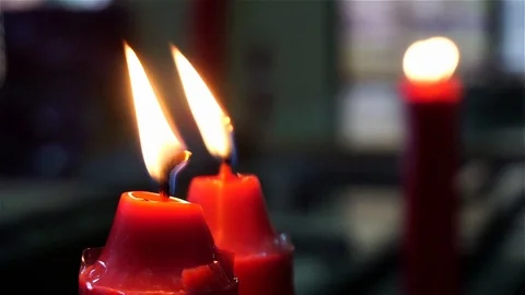 Candle flame 库存影片 108251377