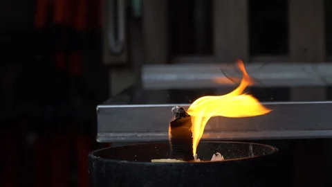 Candle 動画素材 129933244