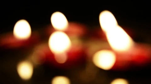 Candle light in dark background Видео 84212953