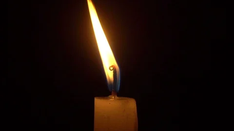 Candle light on dark background Stock-Footage 128229688