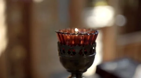 Candle lights in a church Vidéo 62808482