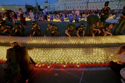 'Candle of Memory' memorial event in St. Petersburg, St Petersburg, Russian Fede Stock-Fotos