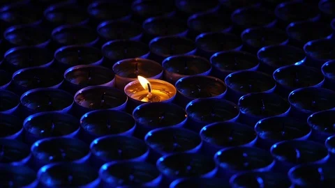 Candle suddenly dies Video stock 113786777