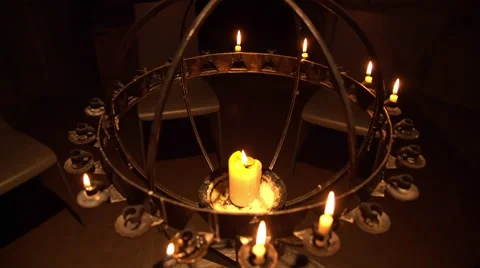 Candles burn in the Church 스톡 동영상 66357357