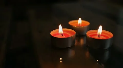 Candles burning Stock-Footage 18191190