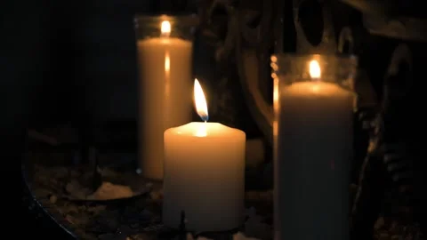 Candles in the church Video stock 260174090