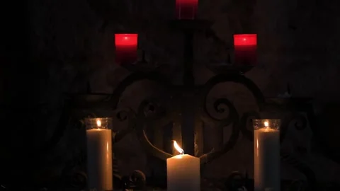 Candles in the church Video stock 260174092