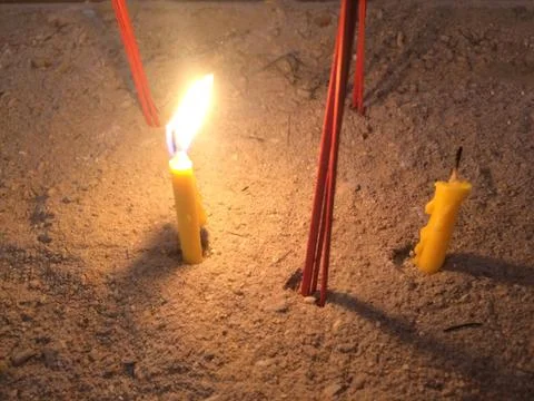 Candles light in the dark Stock Photos