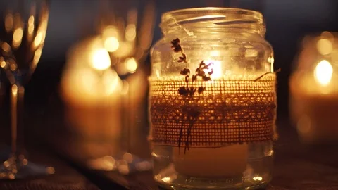 Candles in the night Vídeos de archivo 94476115