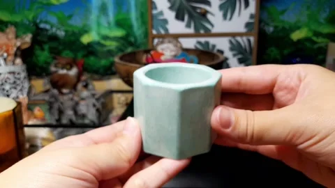Candlestick and tea candle Video stock 201293304