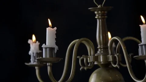 Candlestick with burning candles moves Vídeos de archivo 72299999