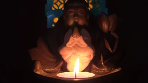 Candlestick in the dark Stock-Footage 330310662