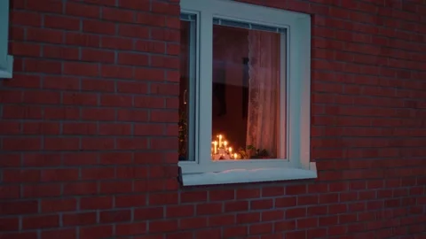 Candlestick In A Window Stockbeeldmateriaal 169789997