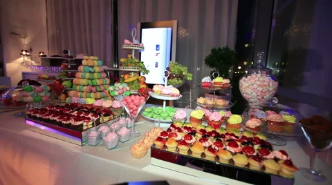 Candy bar on wedding Vídeos de archivo 40834161