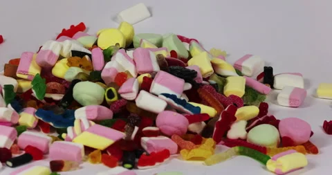 Candy Fall 스톡 동영상 147386695