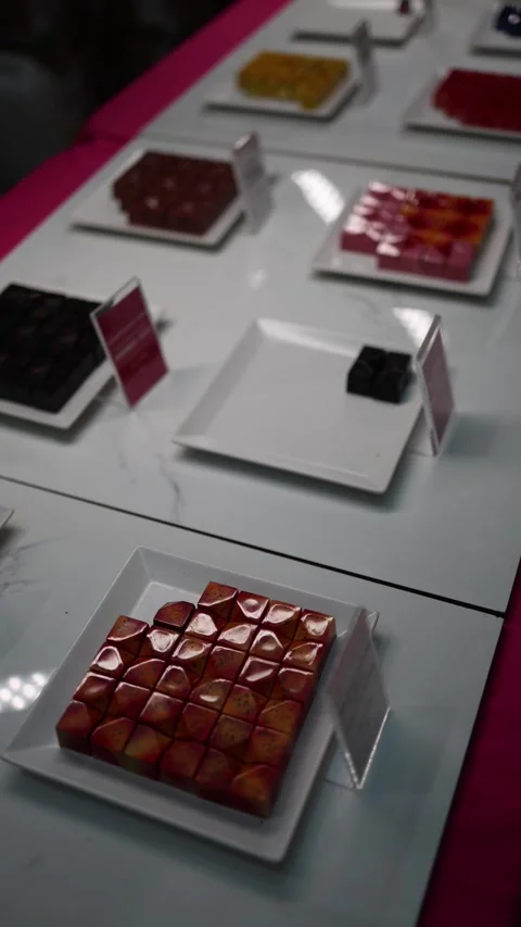 Candy in the store vertical video Stock Footage 289219312