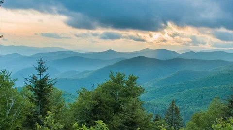 Caney Fork Overlook on the Blue Ridge Parkway Video stock 39359608