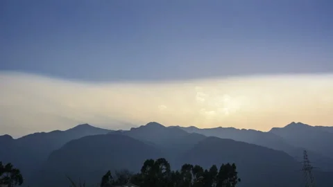 Cangshan Mountain at dusk Vídeo Stock 85723185