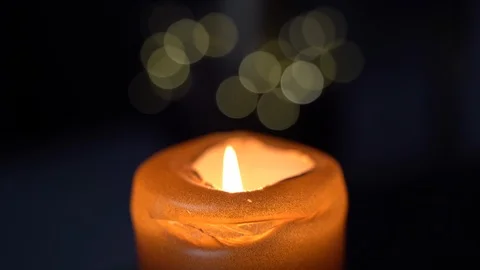 Canlde extinction, bokeh of lights Video stock 120916659